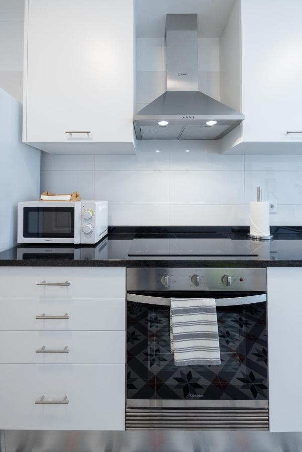 Casa Do Largo - Cozy Apartment In The City Center & With Ac Lisboa Dış mekan fotoğraf